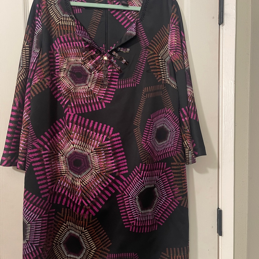 Robbie Bee Black Dress with Pink and Brown Abstract Wave Print